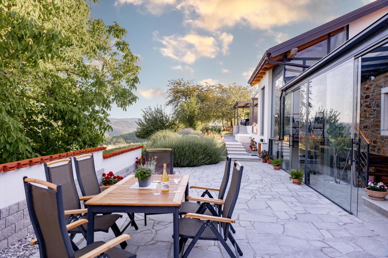 Sunny Hill Apartment Vremski Britof Екстериор снимка